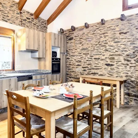 Cosy With Mountain View In Mourisca - 65 Sqm דירה Morisca
